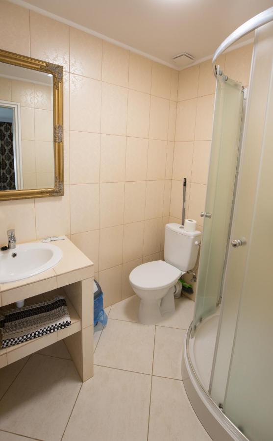 Panzio Status Appartement Hajdúszoboszló Buitenkant foto